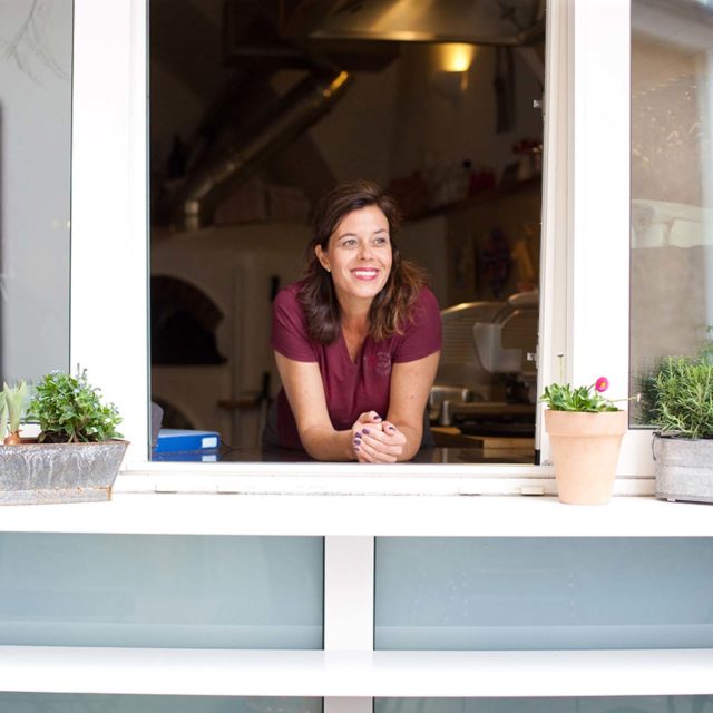 tvb-hallein-duerrnberg-genießen-cleitzlers-pizza-manufactur-annette-schindlmeier-fenster