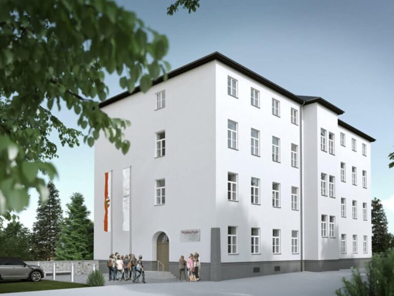 Modeschule Hallein - Hallein