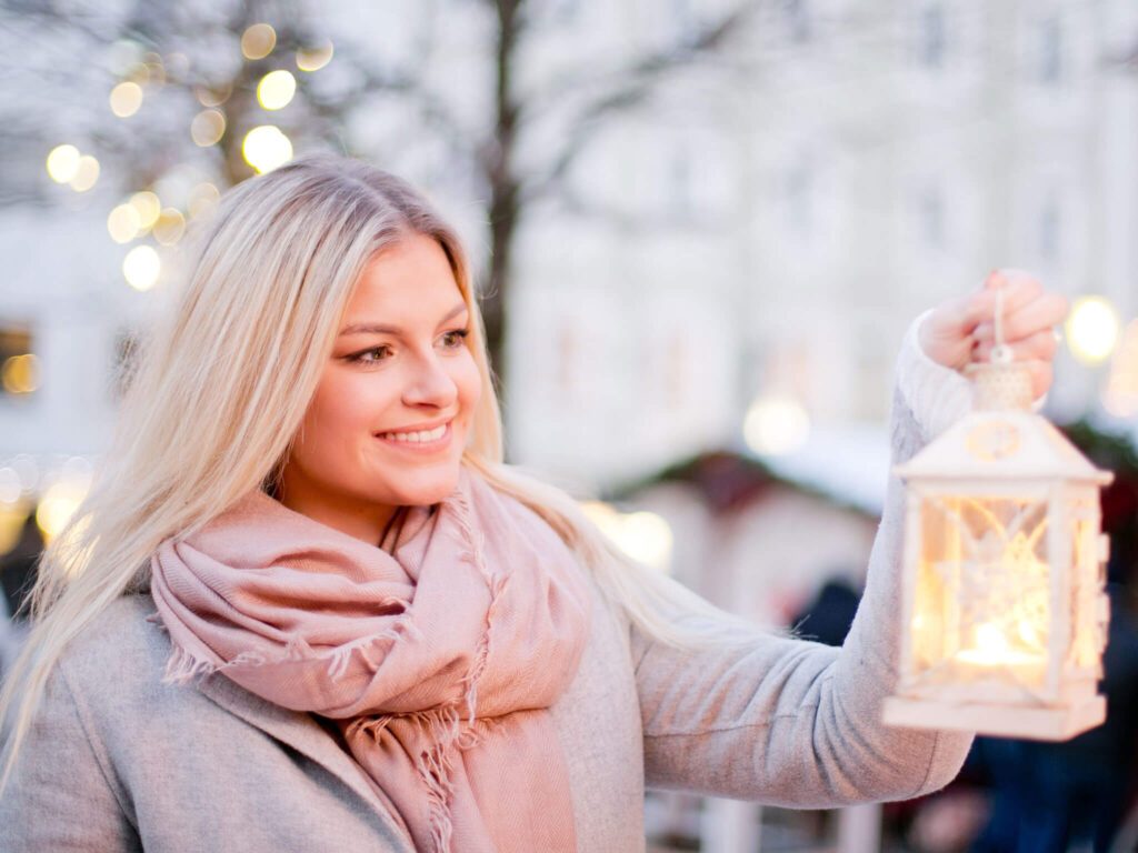 tvb-hallein-duerrnberg-veranstaltungen-wintermarkt-laterne